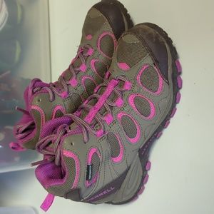 Merrell girls hiking boots